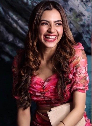 Christmas 2022- "I think faith is what Christmas teaches us and I wish we all have some firm faith in making those dreams come true", says actress Kashika Kapoor
