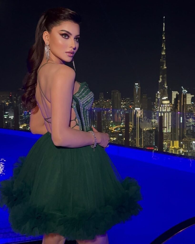 Urvashi Rautela Looks A Complete Vision In This 8 Lakh Sequined Dress, As She Celebrates Her Mom's Birthday
